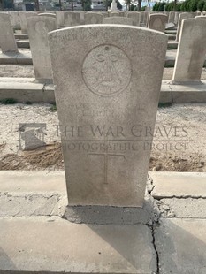 BAGHDAD (NORTH GATE) WAR CEMETERY - HOGGINS, E